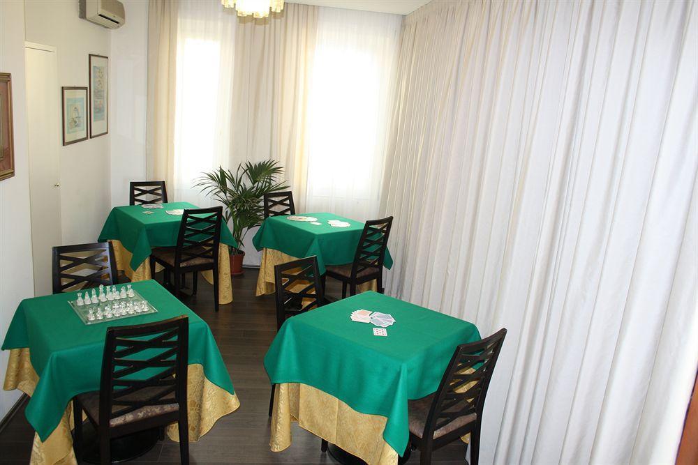 Hotel Sole Mare Sanremo Esterno foto