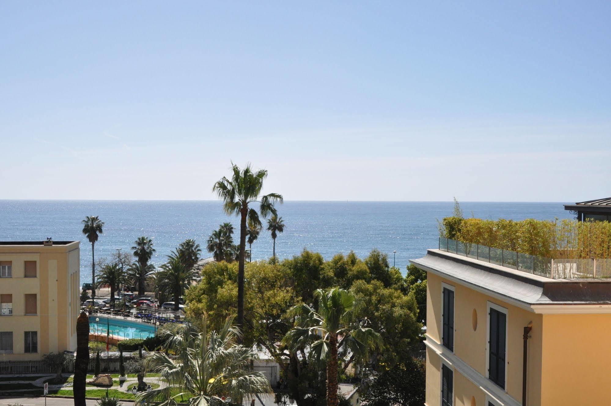 Hotel Sole Mare Sanremo Esterno foto
