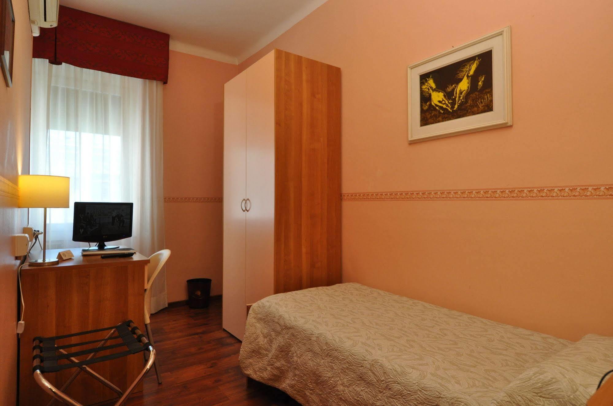 Hotel Sole Mare Sanremo Esterno foto