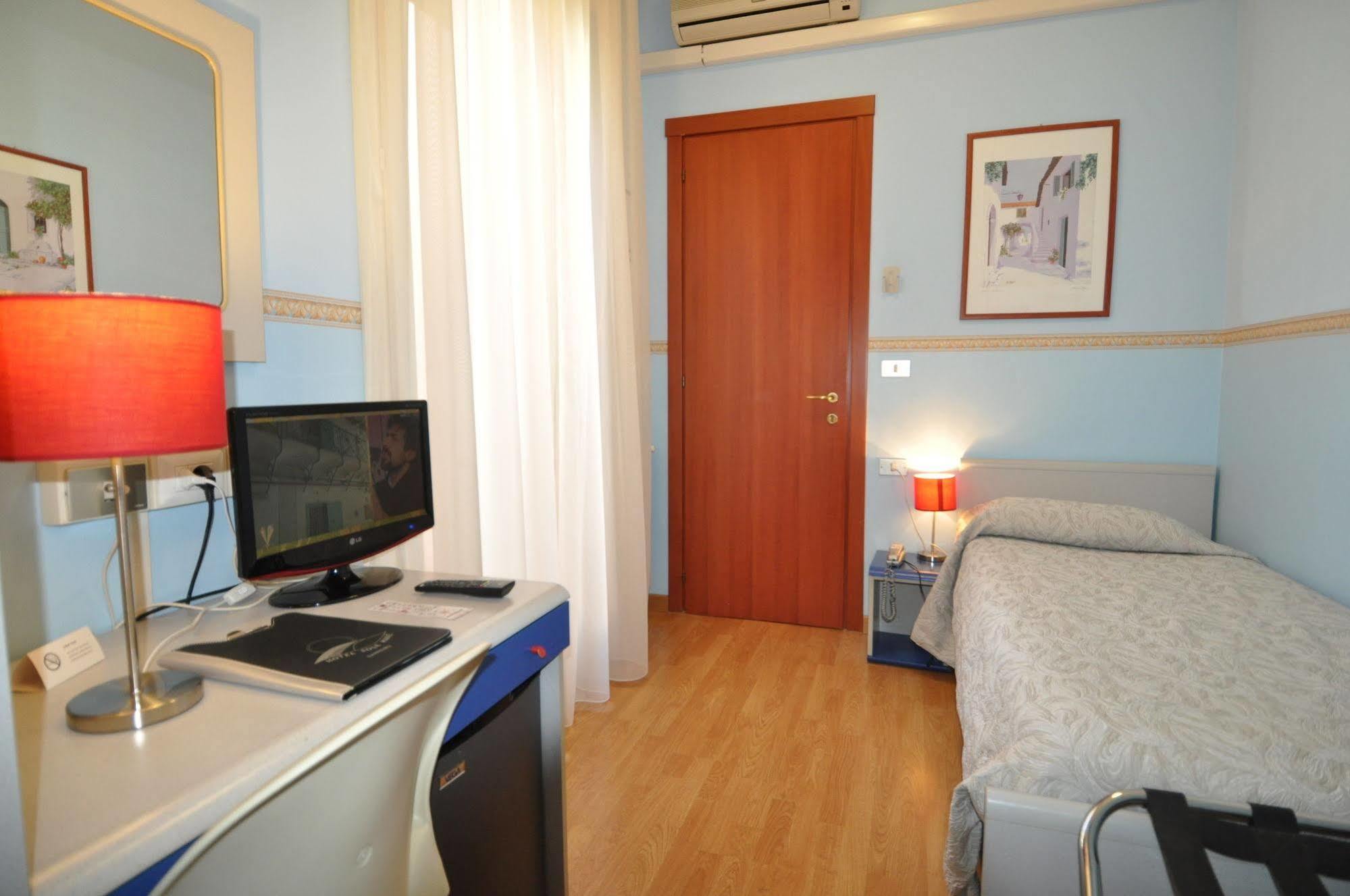 Hotel Sole Mare Sanremo Esterno foto